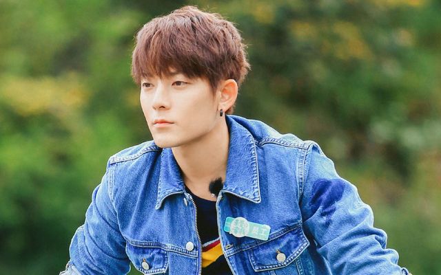 Top 10 Post-80s Male Stars in China-chenxiang