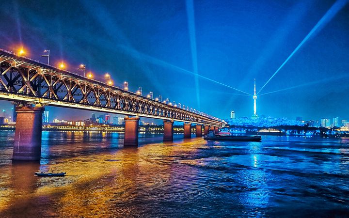 Top 10 Must-Go Free Attractions in Wuhan-changjiangdaqiao